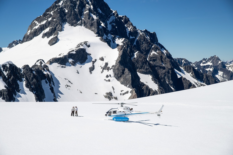 Fiordland Heli Traverse Snowy Mountain Peak