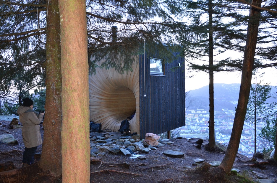 Tubakuba Free Stary Entrance