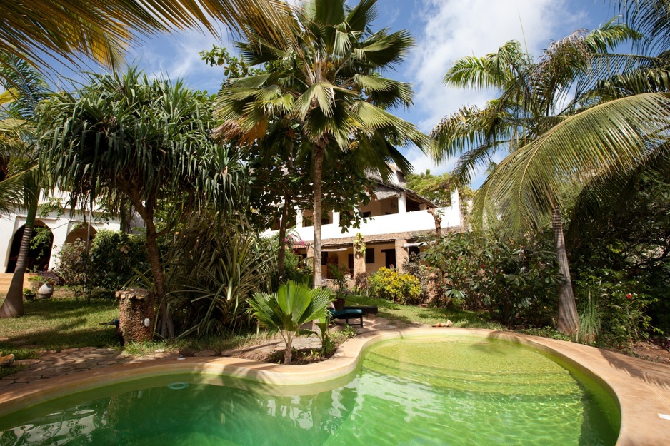 Banana House main building