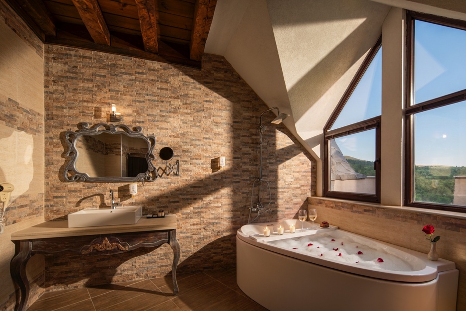 Royal Valentina Castle - President Suite Bathroom
