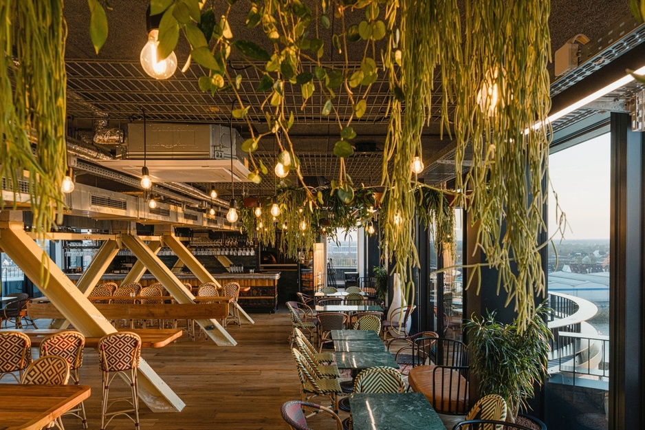 John & Will Silo-Hotel Dachstuuv Rooftop Bar