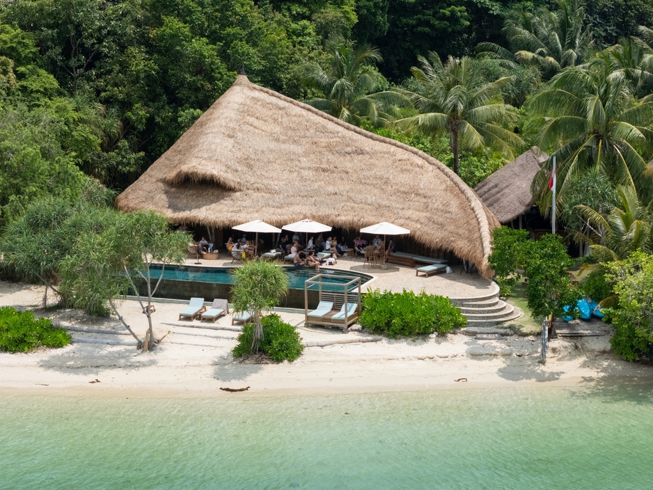 Cempedak Island Boathouse Bar