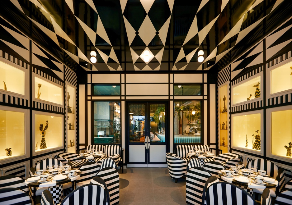 The Standard Bangkok Mahanakhon Hotel - Tease