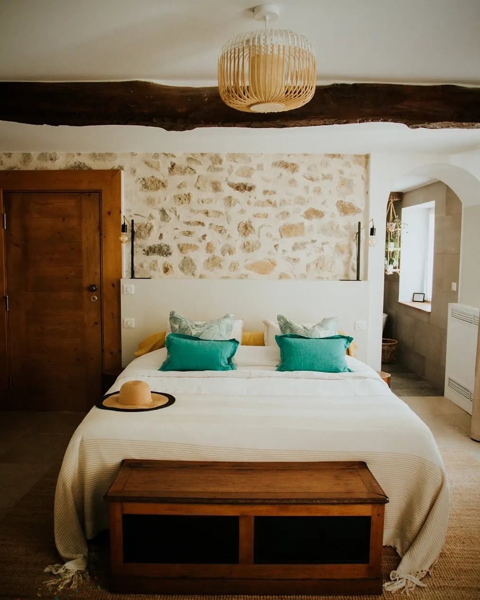 Le Moulin Camoula La Roya Bed