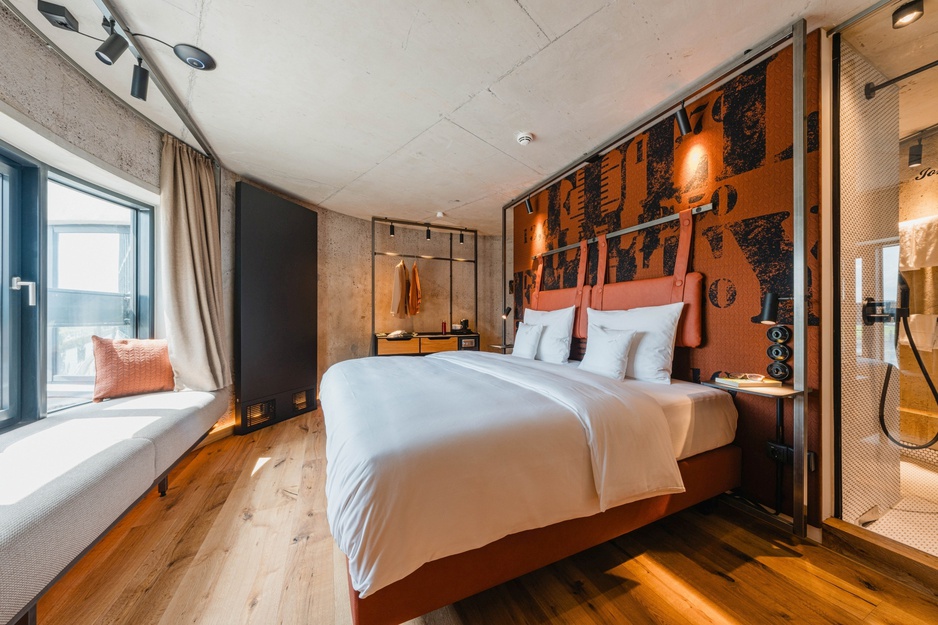 John & Will Silo-Hotel Grode Stuuv Bedroom