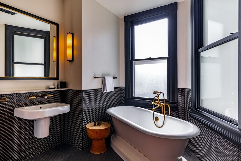 Hotel Saint Cecilia Suite 3 Bathroom