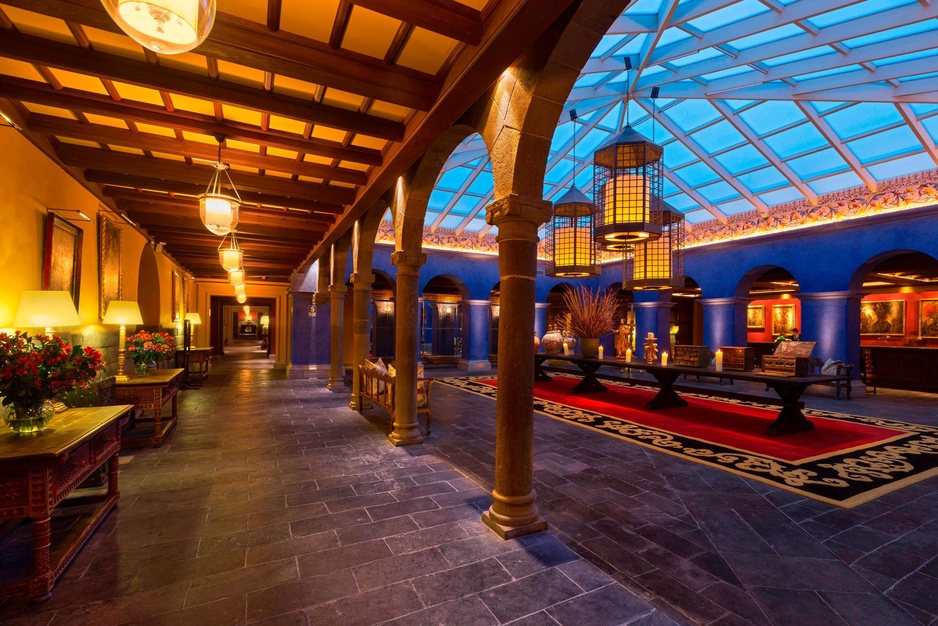 Palacio del Inka in Cusco - Lobby in the Evening