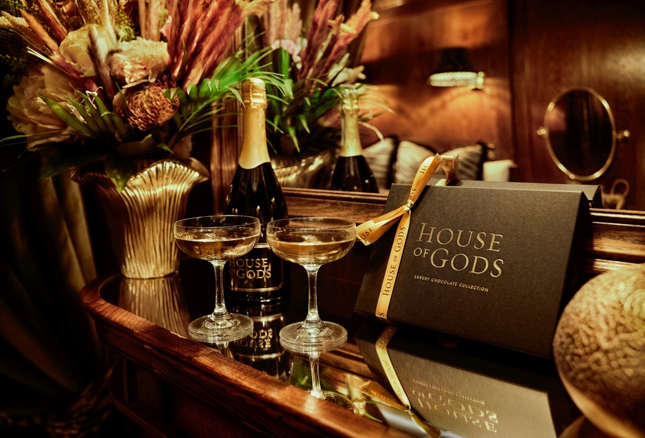 House of Gods Glasgow - The Cabin Drinks