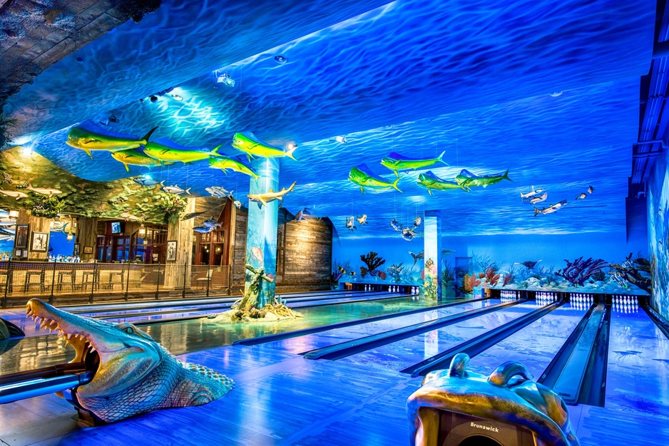 Fishbowl bowling and the island-themed bar