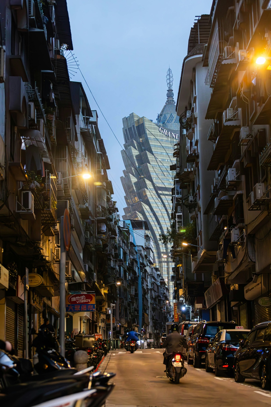 Surreal Macau - Street View of Grand Lisboa