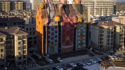 Tianzi Hotel: The Chinese Gods You Can Sleep Inside