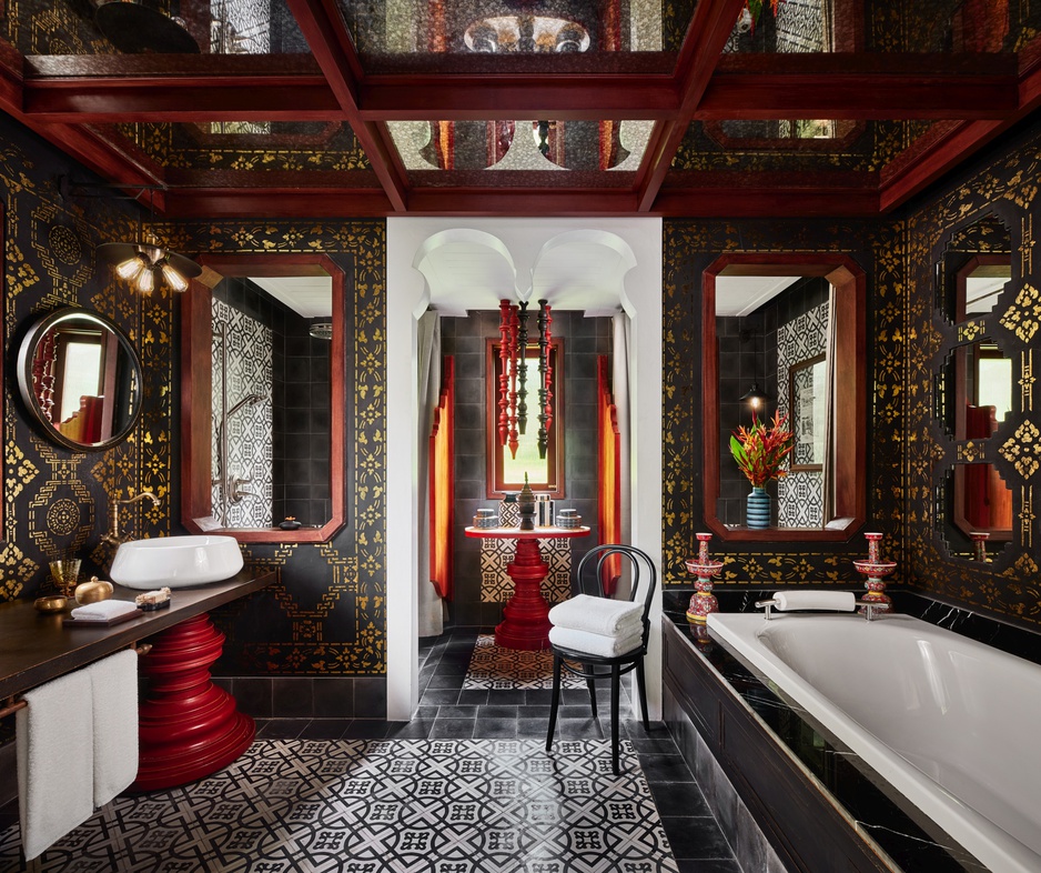 Rosewood Luang Prabang - Riverside Suite Bathroom