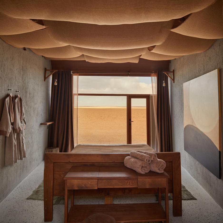 Gobi Caravanserai Superior Gobi View Room King Bed