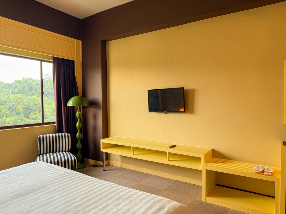 The Tres Hotel Deluxe Room