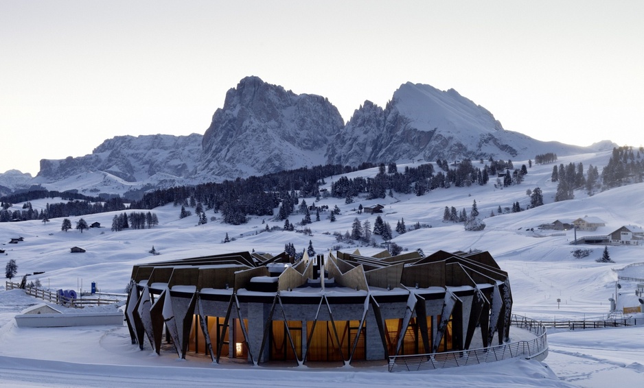 Alpina Dolomites - Spa On Top Of Europe’s Largest High-Altitude Plateau