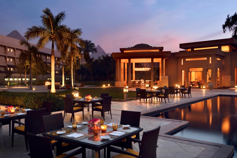Marriott Mena House Hotel Outdoor Dining