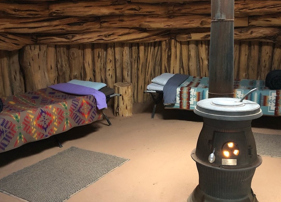 Shash Dine' EcoRetreat - Hogan Interior
