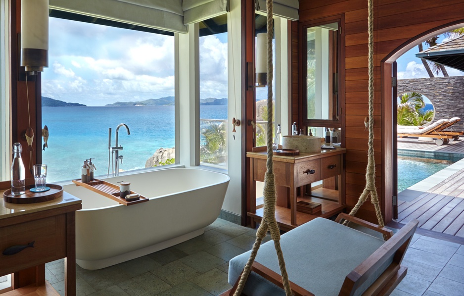 Six Senses Zil Pasyon Resort Oceanfront Pool Villa Bathroom Tub