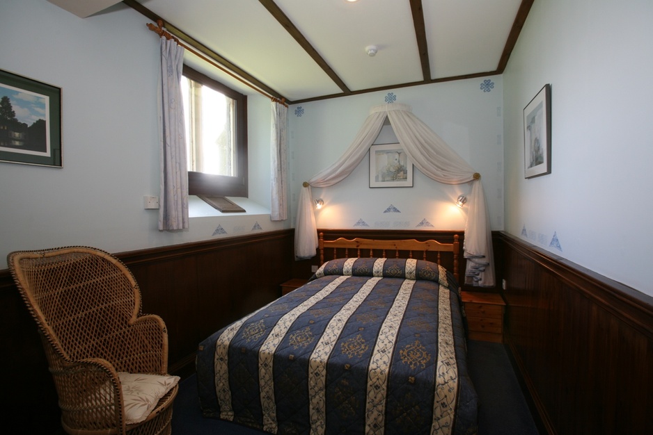 The Old Church of Urquhart bedroom