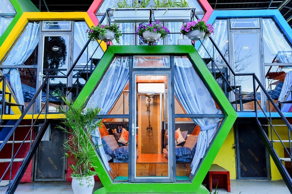 TubOtel Sapa Honeycomb Room Front Entrance