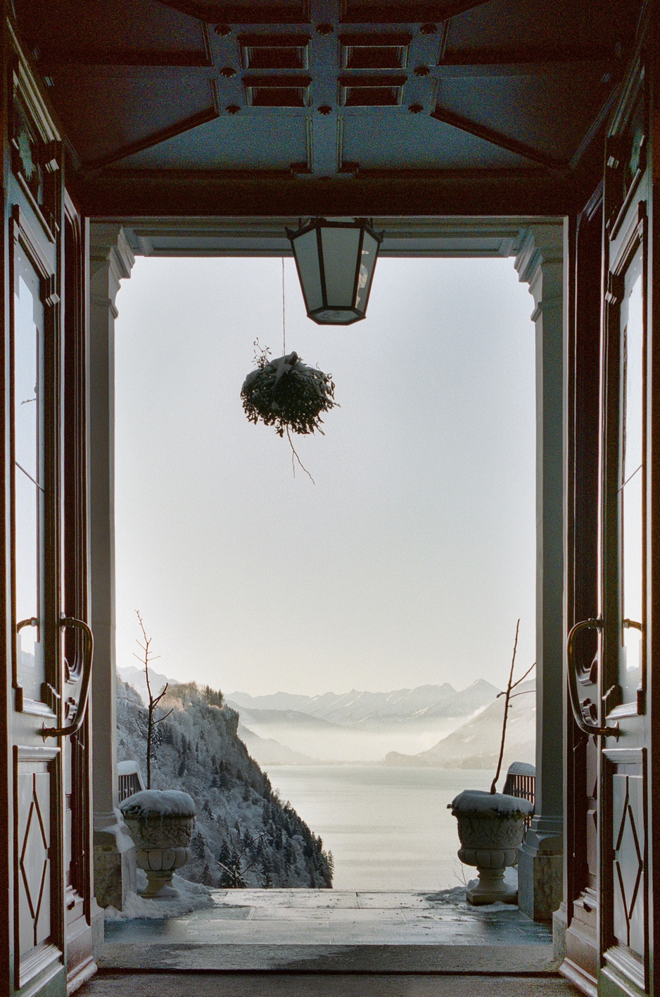 Grandhotel Giessbach Grand Entrance with Lake View