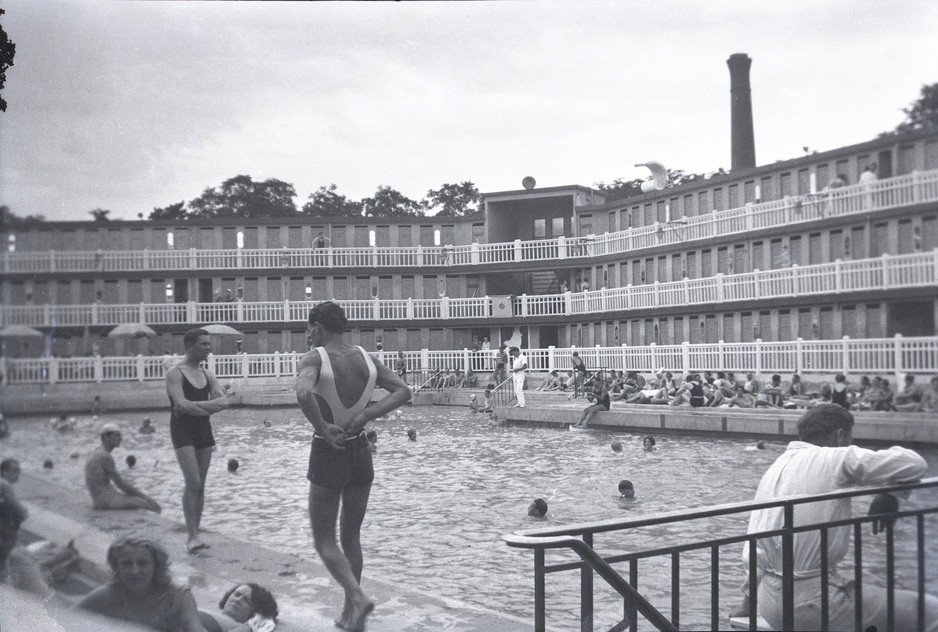 Piscine Molitor in 1932