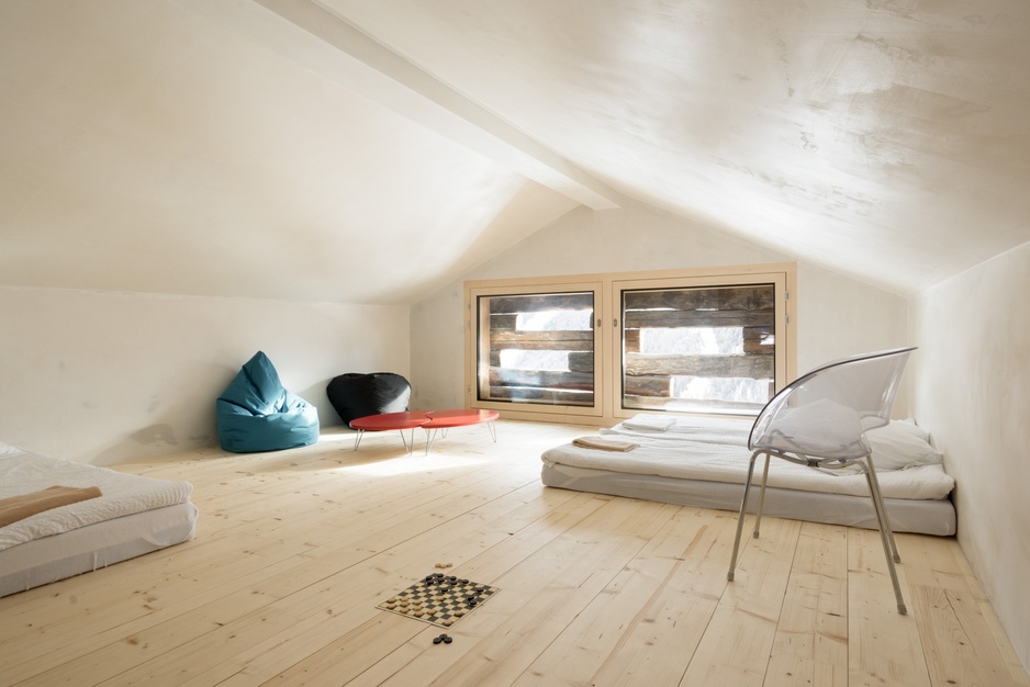 Anakolodge - Mayen Joseph's Attic Room