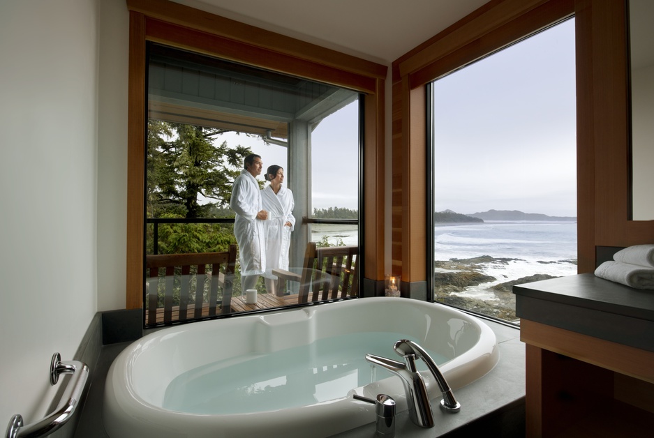 Wickaninnish Inn - Premier Double's bathroom with ocean views