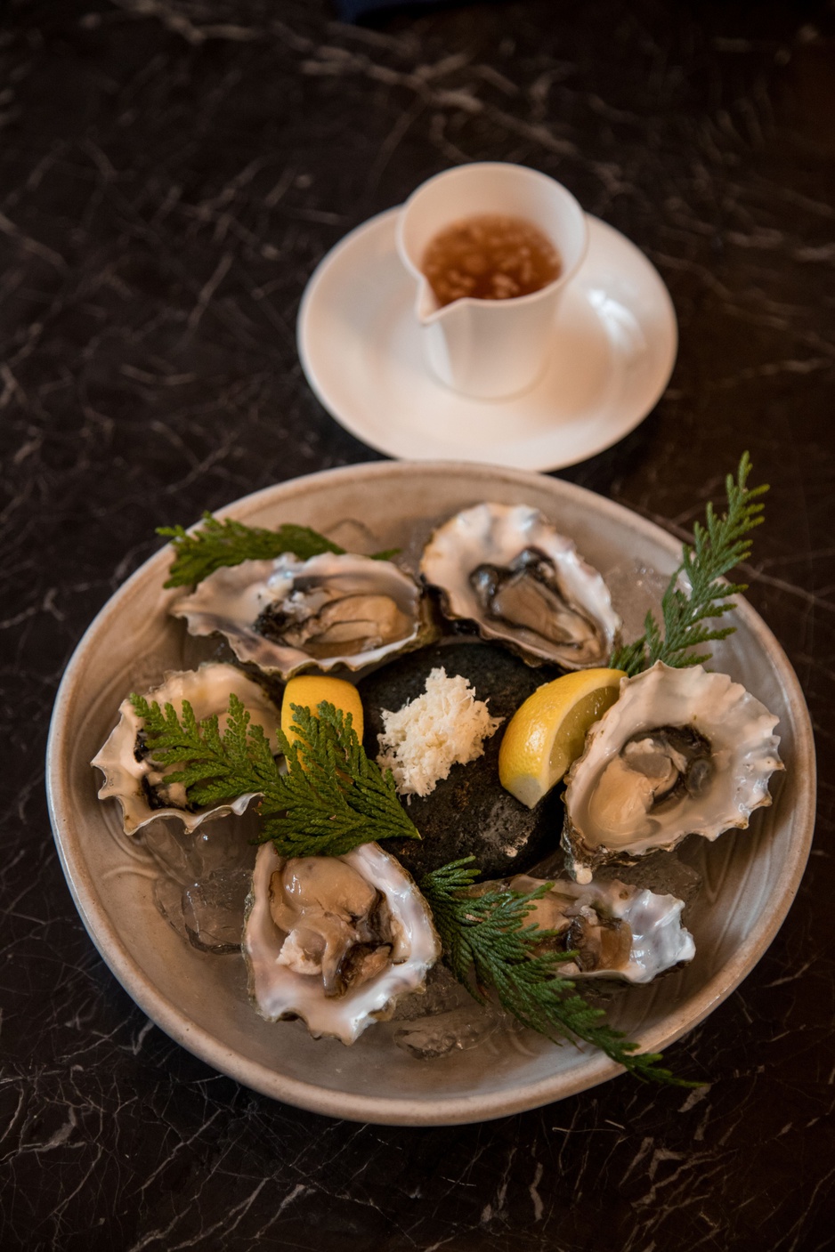 The Pointe Restaurant Food - Oysters on ice
