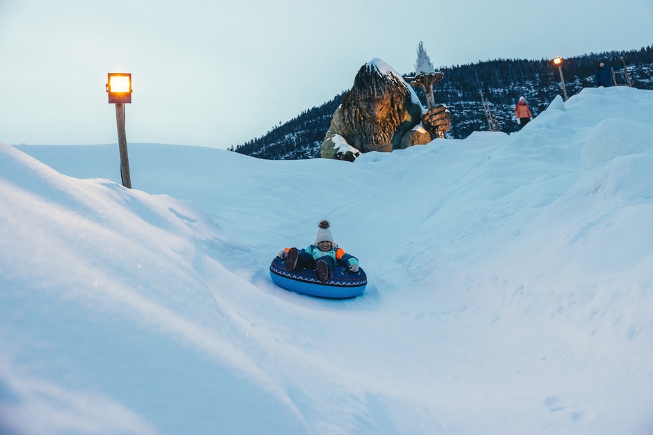 Hunderfossen Winter Park Snow Rafting