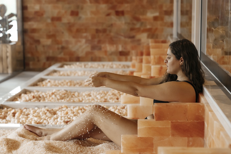 Aito Igloo & Spa Resort - Aito spa Himalayan salt beds