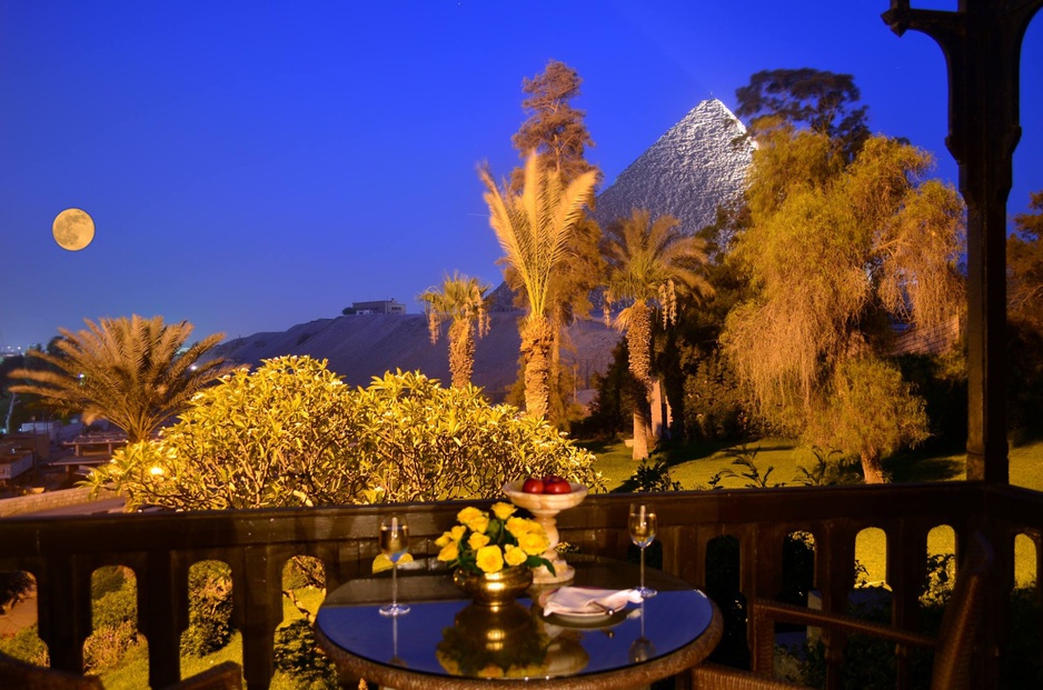 Marriott Mena House Hotel Room Private Balcony with Pyramids View