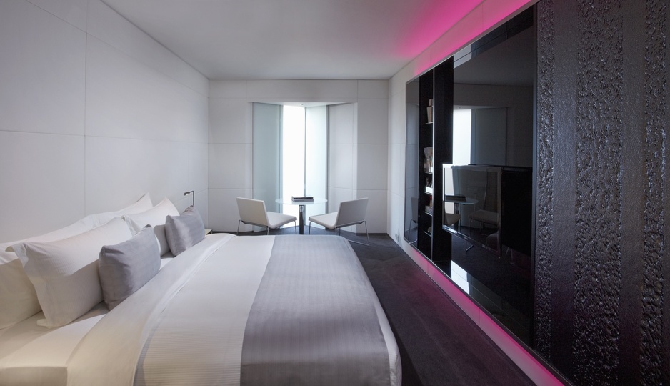 ME London hotel Vibe Room