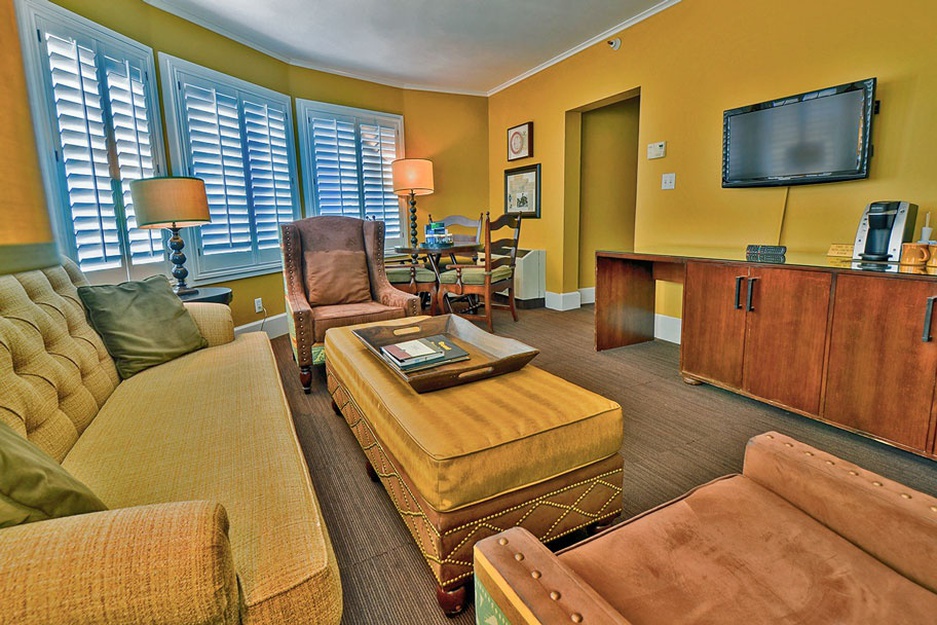 El Tovar Hotel - Santa Fe Suite Sitting Room