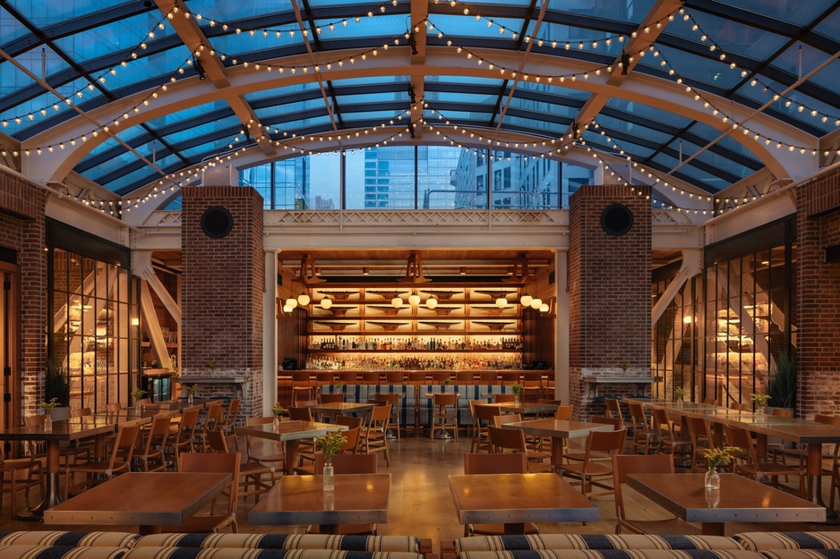 Chicago Athletic Association Hotel - Cindy’s at Night