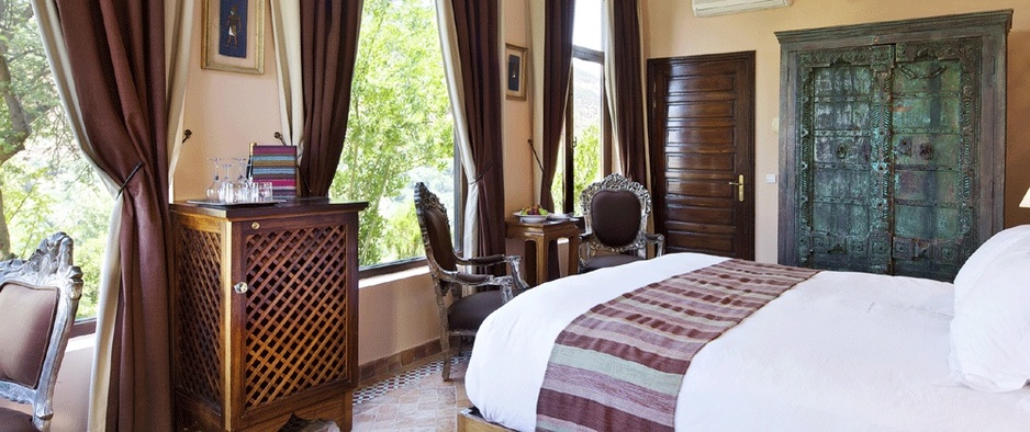 Kasbah Tamadot hotel room