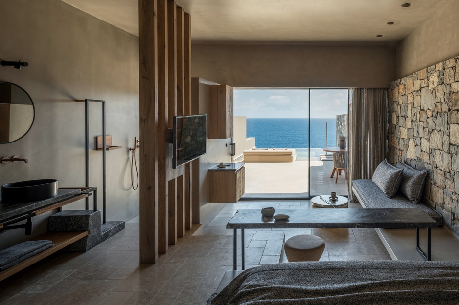 Acro Suites Resort Wave Suite