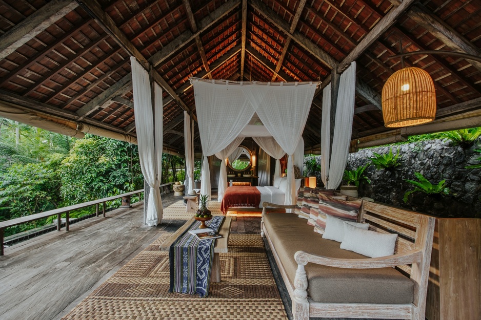 Buahan Resort - Rainforest Pool Bale