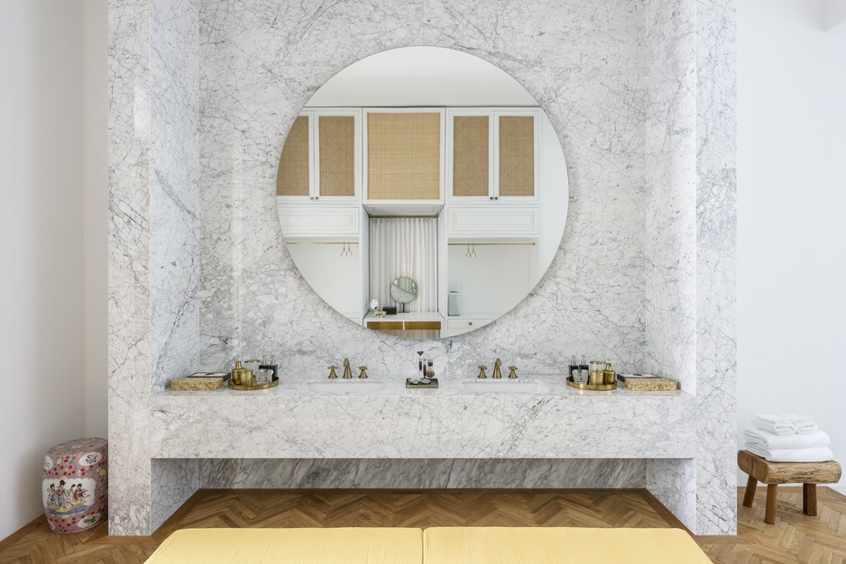 The Library Hotel The Writer Villa Bathroom Sink And Mirror