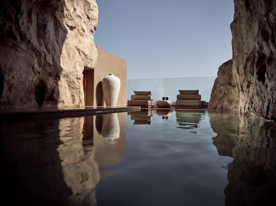 Acro Suites Resort Cave Suite Pool