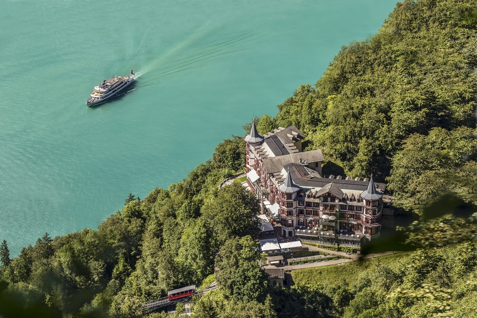 Lake Brienz with Grandhotel Giessbach