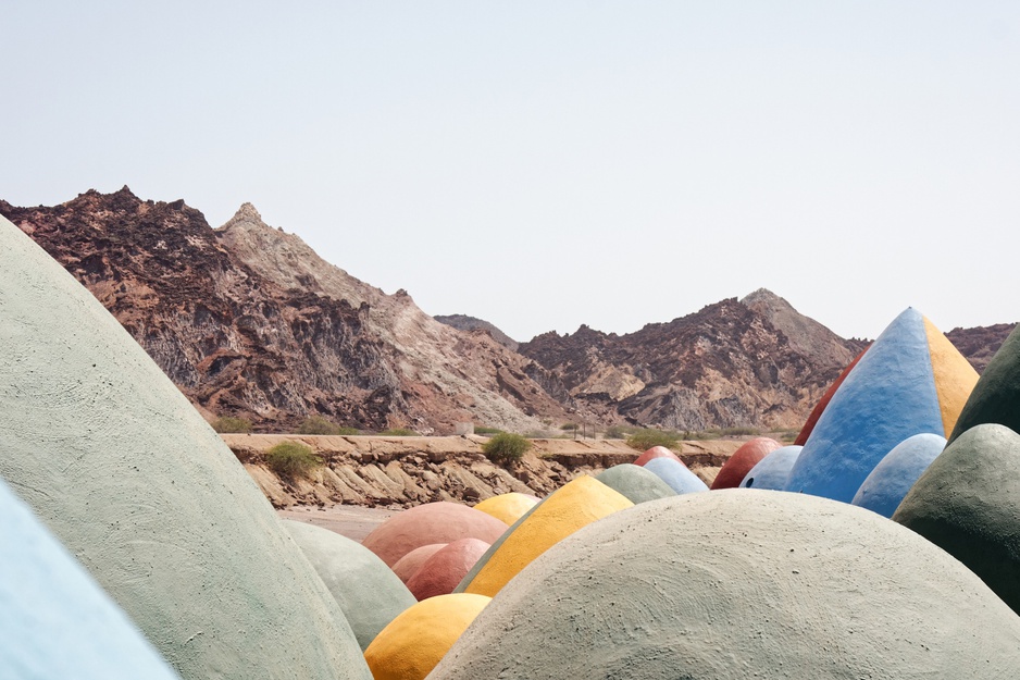Nature's Blueprint: How Desert Topography Shaped the Architecture