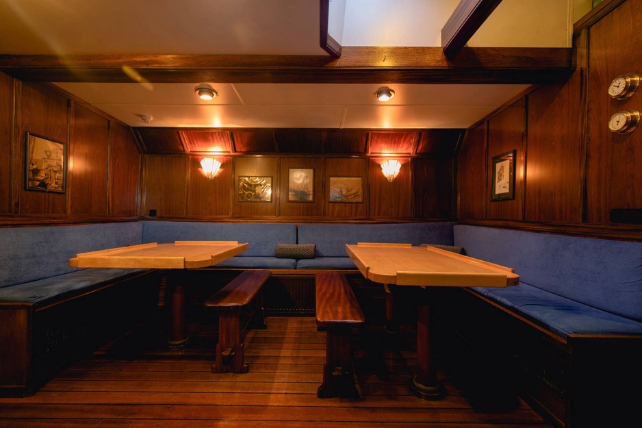 S/V Noorderlicht Sailing Vessel Dining Room