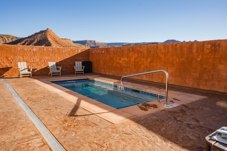 Zion White Bison Glamping