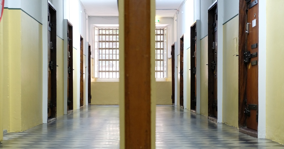 Barabas Hotel - Behind Prison Bars In Lucerne