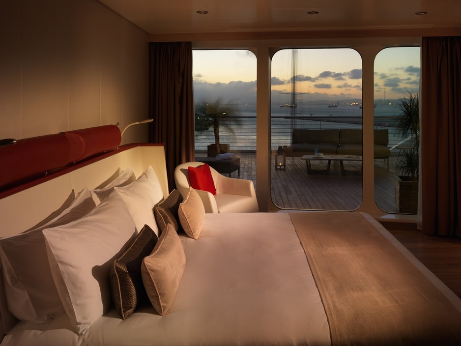 Sunborn Gibraltar Superyacht Ocean Suite
