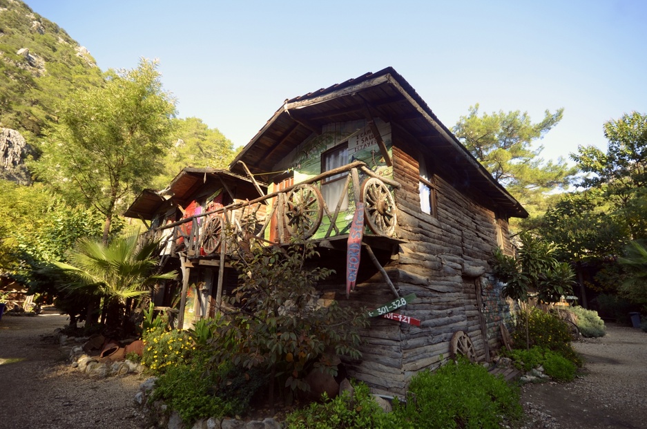 Kadir’s Top Tree Houses