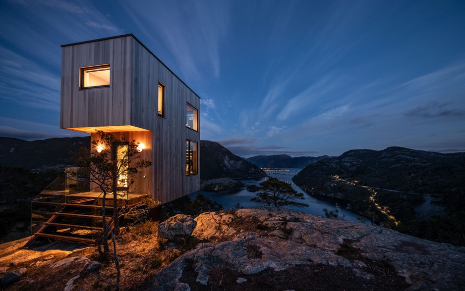 The Bolder Lodges Sky Lodge Unique Design