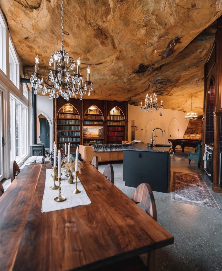 Dunlap Hollow Cave Home