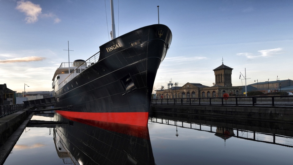 Fingal Hotel Edinburgh - Glamorous Floating Hotel On A Historic Ship Docked In Edinburgh
